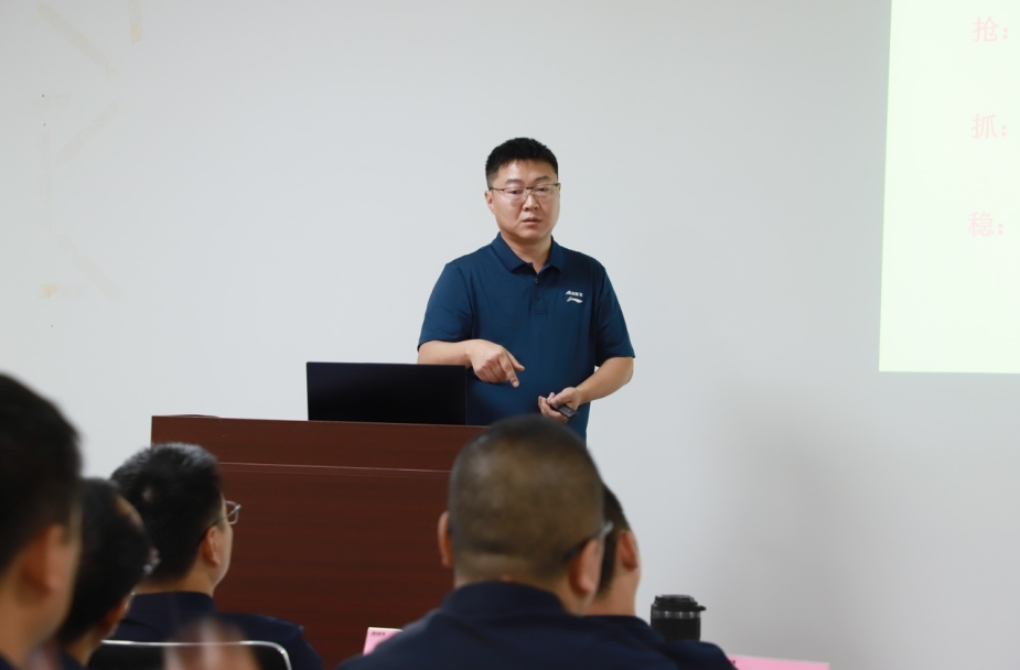 逆勢(shì)破局，聚力前行！龍勝管2025上半年度營(yíng)銷會(huì)議圓滿落幕！